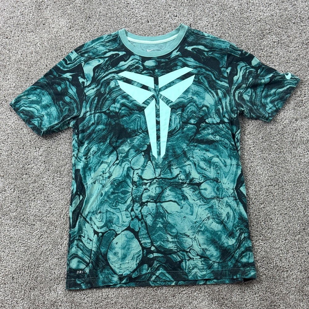 Rare Nike Kobe Tee